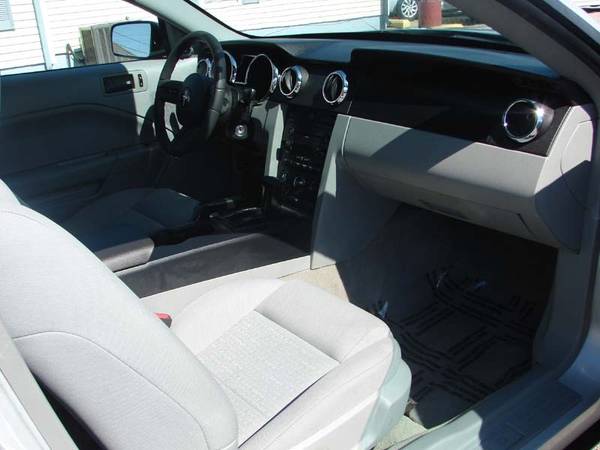 2007 Ford Mustang 2dr Cpe Deluxe . Financing Available. As low as... for sale in South Bend, IN – photo 16