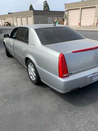 2008 Cadillac DTS for sale in Ojai, CA – photo 2