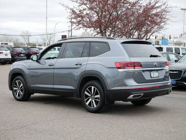 2021 Volkswagen VW Atlas 2 0T SE - - by dealer for sale in Inver Grove Heights, MN – photo 6