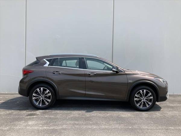 2017 INFINITI QX30 Luxury AWD - - cars & trucks - by dealer -... for sale in Calumet City, IL – photo 5