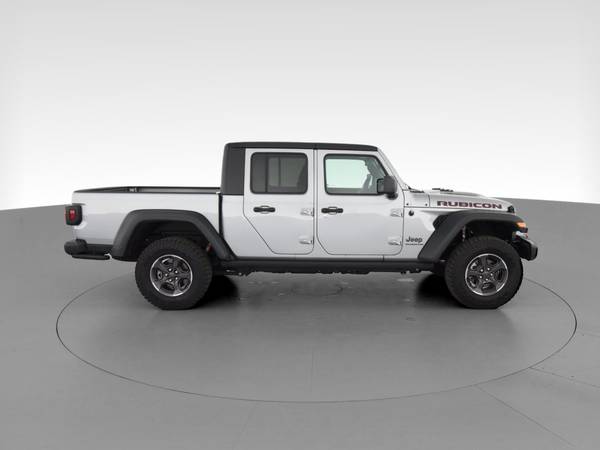 2020 Jeep Gladiator Rubicon Pickup 4D 5 ft pickup Silver - FINANCE -... for sale in Visalia, CA – photo 13