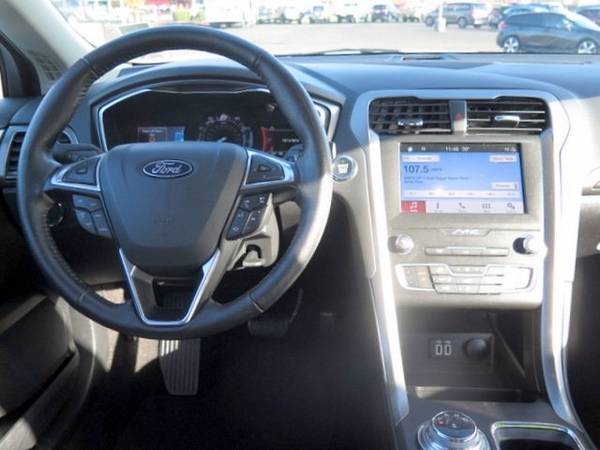 2019 Ford Fusion SEL Turbo 4 Door Sedan *Like New* - cars & trucks -... for sale in Portland, OR – photo 14