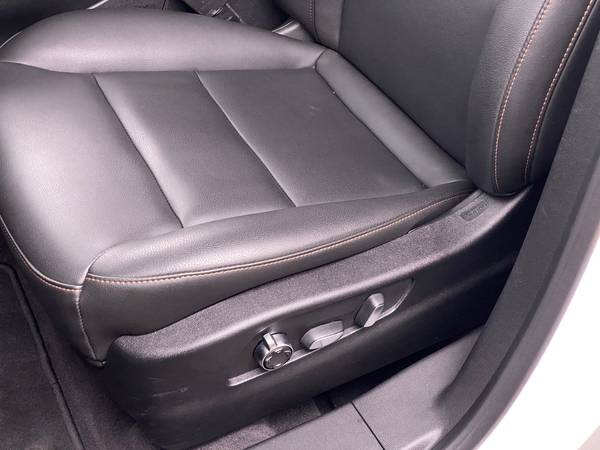 2020 Caddy Cadillac XT4 Sport SUV 4D hatchback White - FINANCE... for sale in Atlanta, CA – photo 23