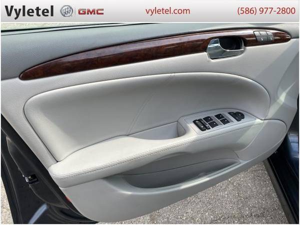 2011 Buick Lucerne sedan 4dr Sdn CXL - Buick Cyber Gray Metallic for sale in Sterling Heights, MI – photo 15
