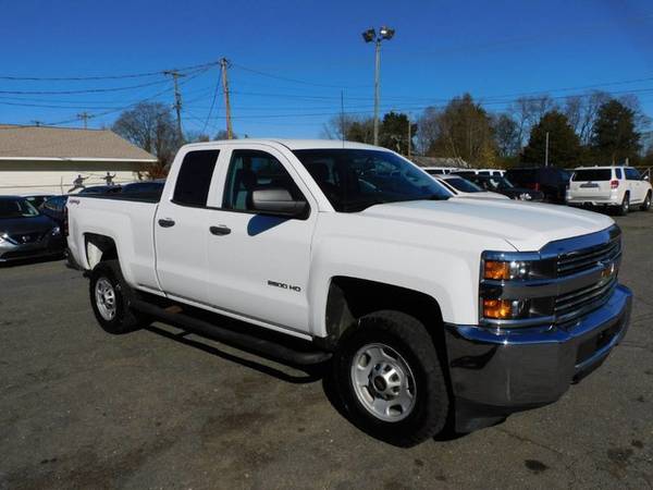 Chevrolet Silverado 2500HD 4wd Crew Cab Pickup Truck Work Trucks V8... for sale in Raleigh, NC – photo 5