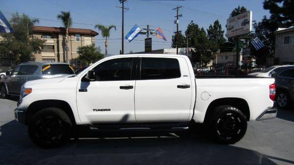 2015 Toyota Tundra 4WD Truck SR5 Financing Available For All Credit!... for sale in Los Angeles, CA – photo 4