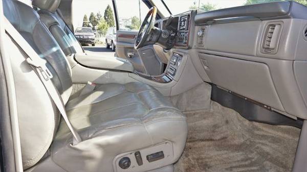 $500 Hundred off for Thanksgiving 2002 Cadillac Escalade - Super... for sale in Eugene, OR – photo 18