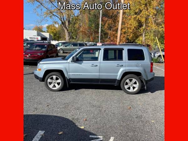 2013 Jeep Patriot 4WD 4dr Latitude - cars & trucks - by dealer -... for sale in Worcester, RI – photo 4