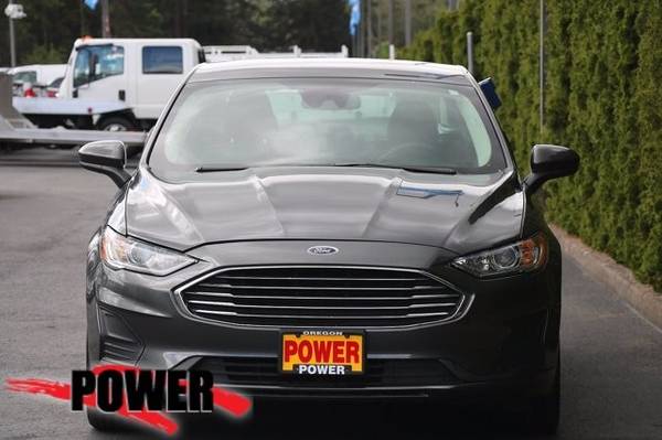 2019 Ford Fusion SE Sedan - - by dealer - vehicle for sale in Sublimity, OR – photo 2