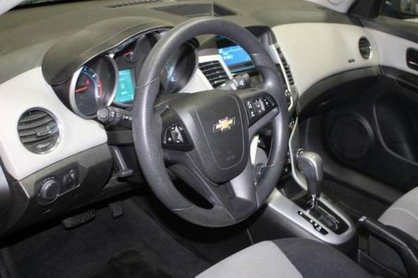 2014 CHEVROLET CRUZE Sedan LS (Automatic) - - by for sale in Massillon, OH – photo 6