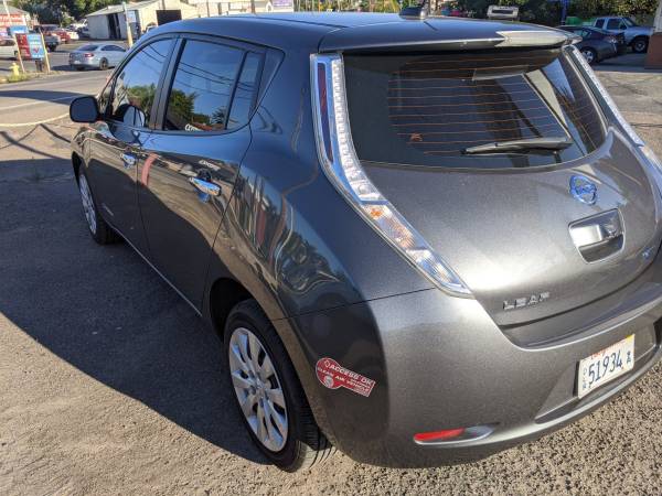2017 Nissan Leaf S ** Red HOV Carpool Sticker **All Electric - cars... for sale in Vista, CA – photo 4