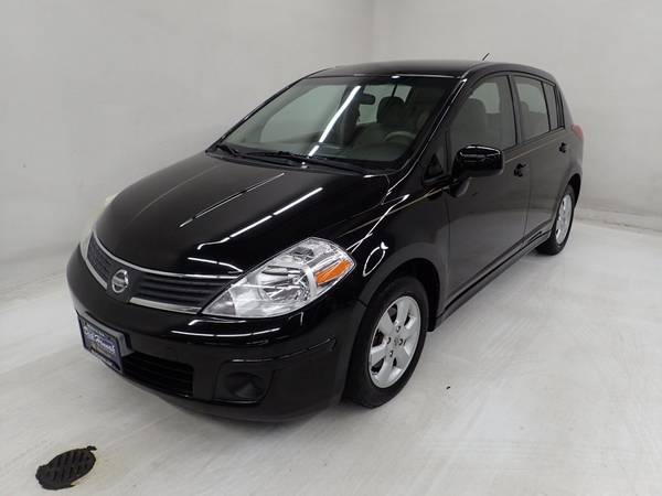 2009 Nissan Versa 1 8 SL - - by dealer - vehicle for sale in Vancouver, OR – photo 4