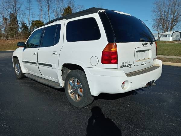 2004 GMC Envoy XL 4 WD - cars & trucks - by dealer - vehicle... for sale in Bloomington, IN – photo 19