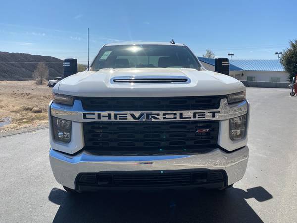 2020 Chevy Chevrolet Silverado 2500HD LT pickup Summit White - cars for sale in Jerome, ID – photo 2