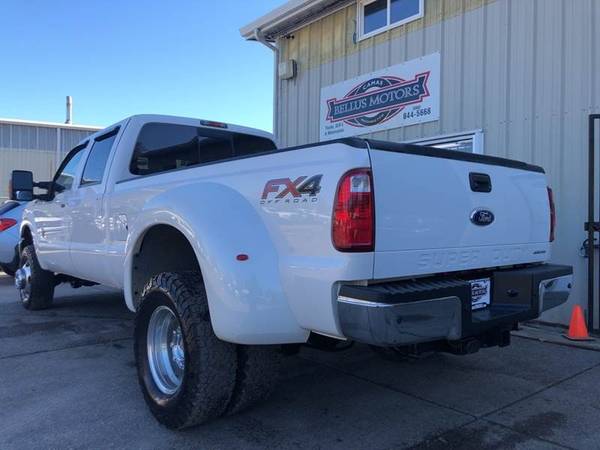 2011 Ford F-350 Super Duty Diesel 4WD F350 Lariat 4x4 4dr Crew Cab 8... for sale in Camas, OR – photo 3