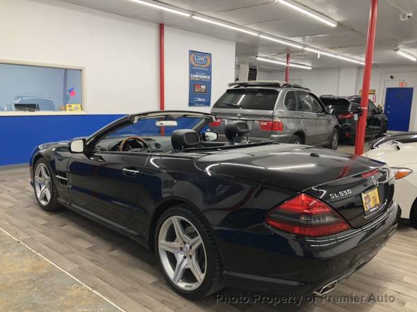 2009 MERCEDES SL 550 SPORT LOW MILES WE FINANCE - cars & trucks - by... for sale in Palatine, IL – photo 9