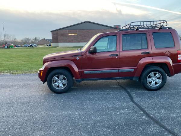 2008 Jeep Liberty 4X4 Sport Utility - cars & trucks - by owner -... for sale in Indianapolis, IN – photo 10