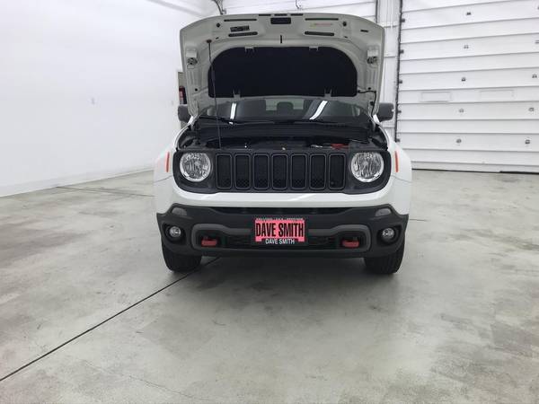 2020 Jeep Renegade 4x4 4WD SUV Trailhawk - cars & trucks - by dealer... for sale in Kellogg, MT – photo 10