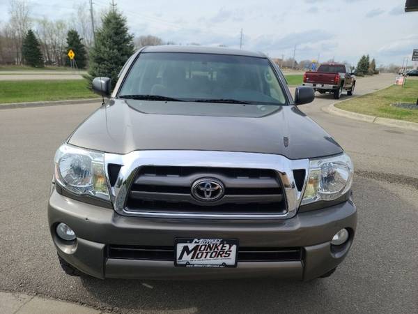 2010 Toyota Tacoma V6 4x4 4dr Double Cab 5 0 ft SB 5A - cars & for sale in Faribault, IA – photo 3