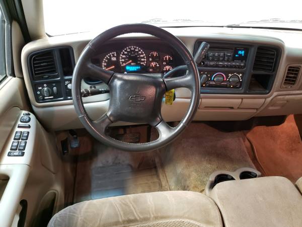 2001 Chevrolet Suburban for sale cash price only W new transmission for sale in Dallas, TX – photo 8