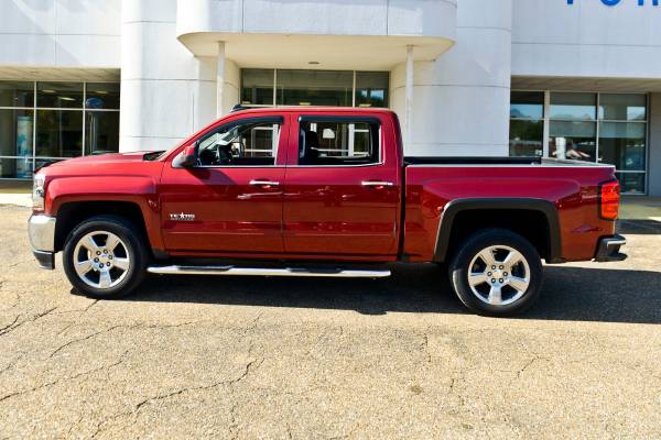 2018 Chevy Chevrolet Silverado 1500 LT w 1LT pickup Red - cars & for sale in Camden, AR – photo 3