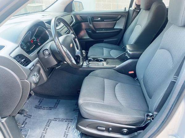 2017 Chevrolet Chevy Traverse LT Sport Utility 4D ESPANOL ACCEPTAMOS for sale in Arlington, TX – photo 10