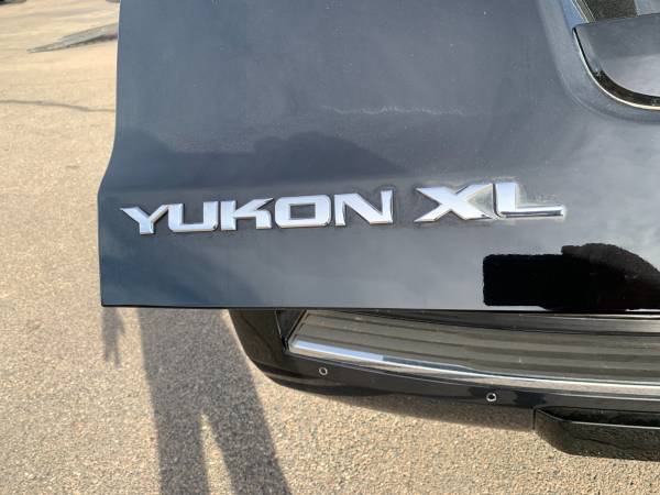 2015 YUKON DENALI XL LOADED 6.2 V8 4X4 /A MUST SEE - cars & trucks -... for sale in Wheat Ridge, CO – photo 24