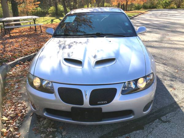 2005 Pontiac GTO 6.0 Coupe 108k! - cars & trucks - by dealer -... for sale in Riverside, MO – photo 8