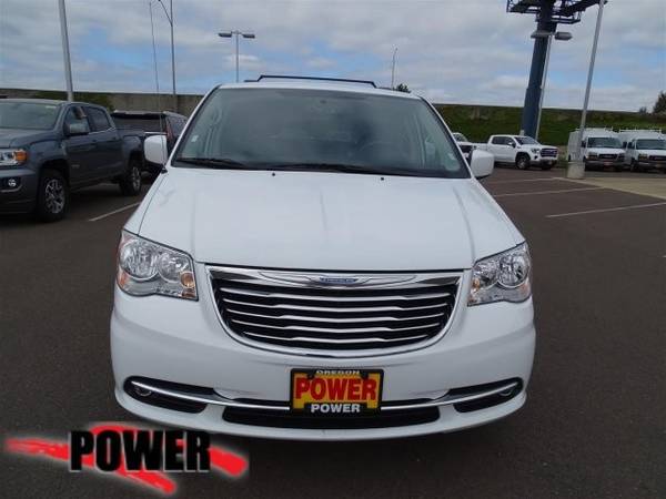 2016 Chrysler Town & Country Touring Minivan, Passenger for sale in Salem, OR – photo 8