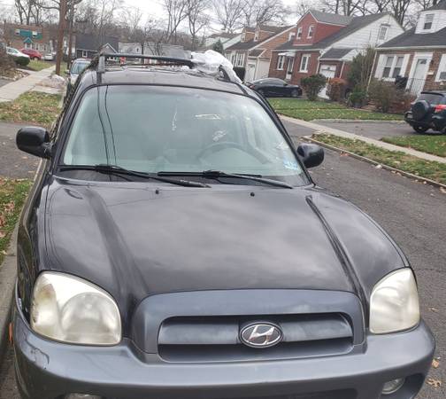 Hyundai Santa Fe (For Sale As Is) - cars & trucks - by owner -... for sale in ROSELLE, NJ – photo 2