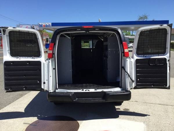 2014 Chevrolet Express Cargo 2500 3dr Cargo Van w/1WT GOOD/BAD/NO for sale in Little Ferry, NY – photo 18