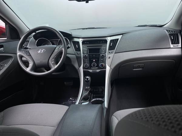 2014 Hyundai Sonata GLS Sedan 4D sedan Red - FINANCE ONLINE - cars &... for sale in Monterey, CA – photo 23