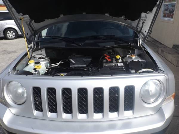 2011 Jeep Patriot FWD 4dr Sport with Fold-away manual mirrors for sale in Fort Myers, FL – photo 7