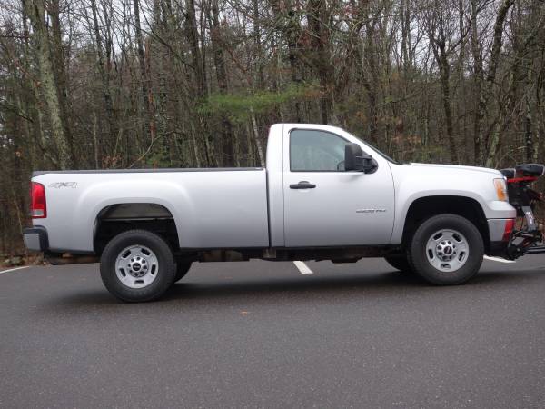 2014 GMC Sierra 2500HD Reg Cab Long Bed Work Truck 4WD W/Plow - cars... for sale in Derry, NH – photo 6