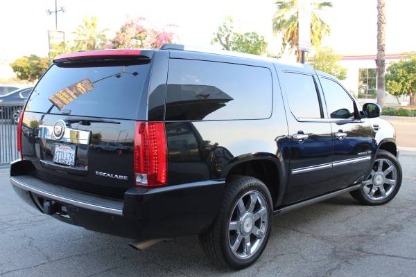 2010 Cadillac Escalade- ESV Platinum 4WD. Great Deals 💲💲 Call Today. for sale in Montclair, CA – photo 4