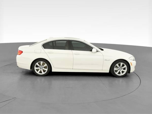 2012 BMW 5 Series 550i Sedan 4D sedan White - FINANCE ONLINE - cars... for sale in Manhattan Beach, CA – photo 13