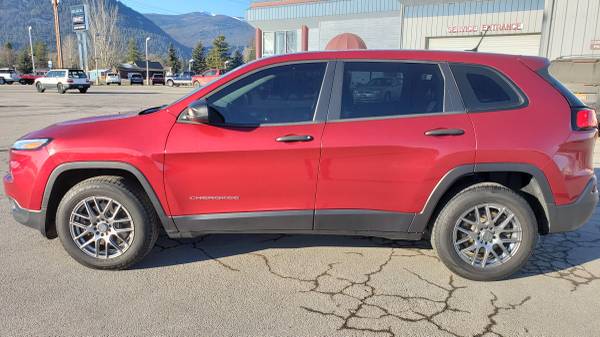 2014 Jeep Cherokee 4x4 - cars & trucks - by dealer - vehicle... for sale in Colburn, WA – photo 2