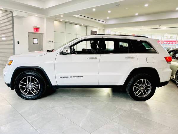 2018 Jeep Grand Cherokee Limited 4x4 359 / MO - cars & trucks - by... for sale in Franklin Square, NY – photo 4
