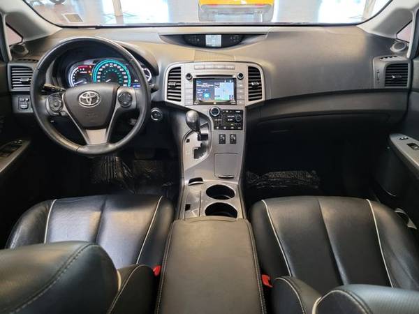 2015 Toyota Venza XLE Wagon 4D wagon RED - - by dealer for sale in El Paso, TX – photo 12