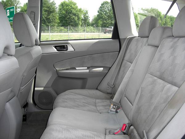 ► 2009 SUBARU FORESTER 2.5 X - FUEL EFFICIENT "ALL WHEEL DRIVE"... for sale in East Windsor, CT – photo 16