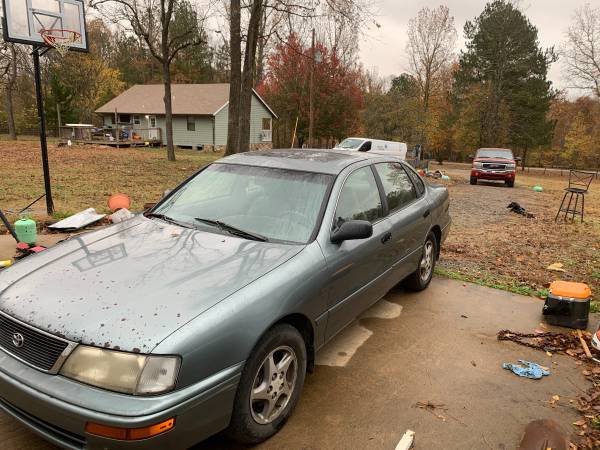 1998 Toyota Avalon - cars & trucks - by owner - vehicle automotive... for sale in Somerville, TN – photo 2