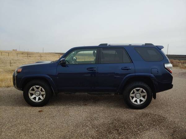 2016 Toyota 4Runner Trail LOW MILES 4X4 V6 NAVIGATION TRAIL EDITION... for sale in Cheyenne, WY – photo 2