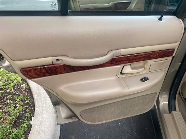 2001 MERCURY GRAND MARQUIS LOW MILES - cars & trucks - by owner -... for sale in West Palm Beach, FL – photo 13