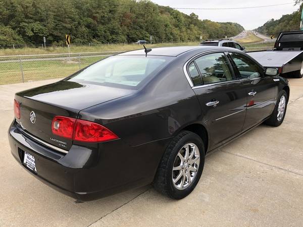 2008 BUICK LUCERNE CXL, 3800 V-6, Chrome Wheels, Leather for sale in Holts Summit, MO – photo 3