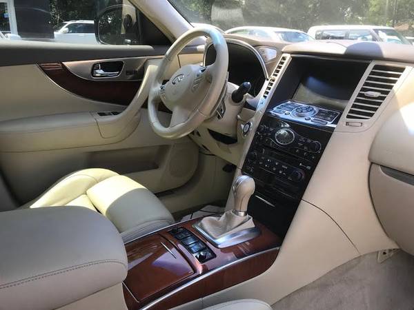 2009 INFINITI FX50 - All the Luxury Adds! 1-Owner! Excellent Condition for sale in North Charleston, SC – photo 5