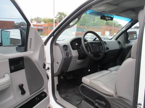 2007 Ford F-150 XL suppercab **Hot Deal/Cold AC & Clean Title** for sale in Roanoke, VA – photo 10