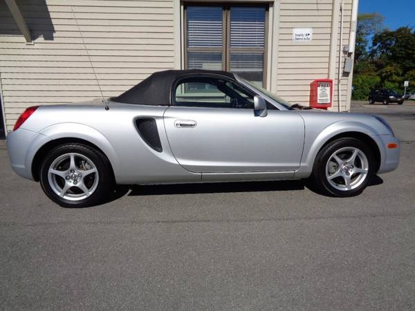 2001 Toyota MR2 Spyder Convert * ONLY 13K MILES * 5 SPEED * LIKE NEW * for sale in Brockport, NY – photo 7
