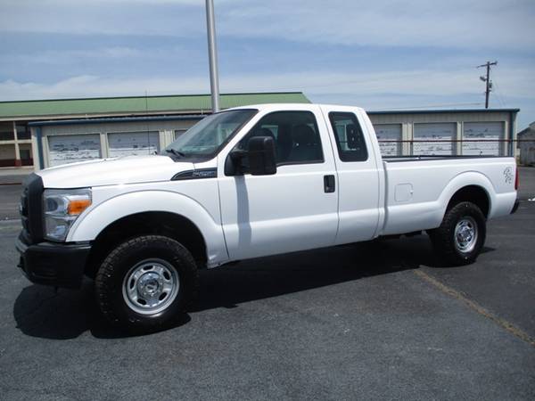 2012 Ford F250 XL Extended Cab 4wd Super Duty Long Bed 80k Miles for sale in Lawrenceburg, AL – photo 2