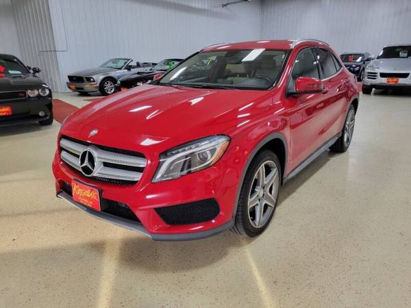 2015 MERCEDES-BENZ GLA250 4MATIC - - by dealer for sale in Rochester, MN – photo 3