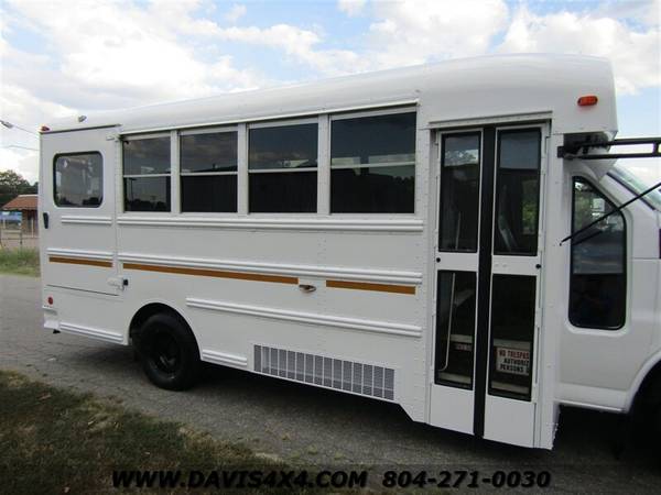 2010 GMC 3500 Multi Passenger Van/Shuttle Bus/School Bus for sale in Richmond, DE – photo 12